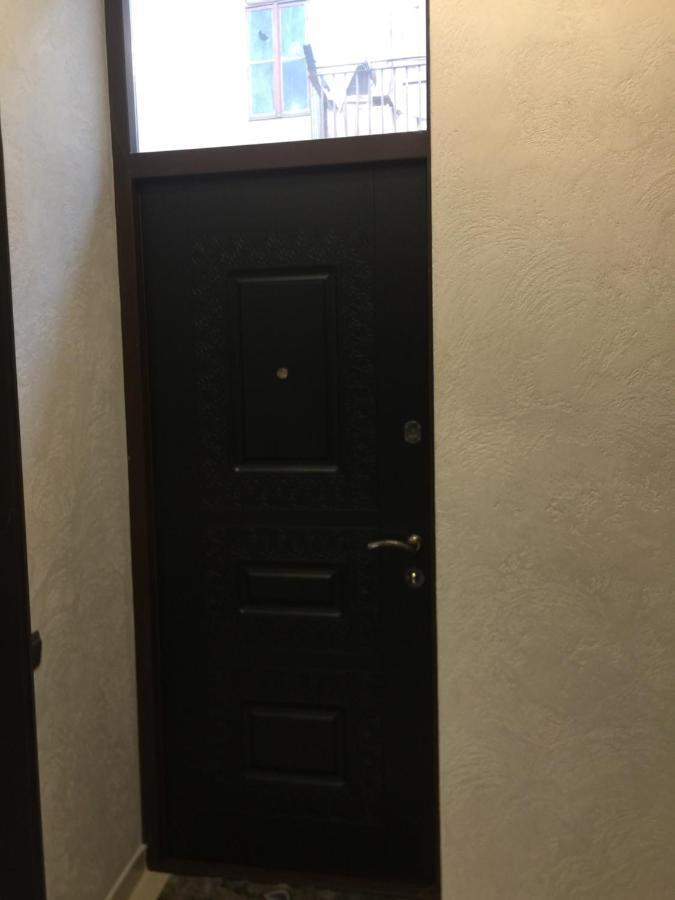 Apartment On Centre リヴィウ エクステリア 写真
